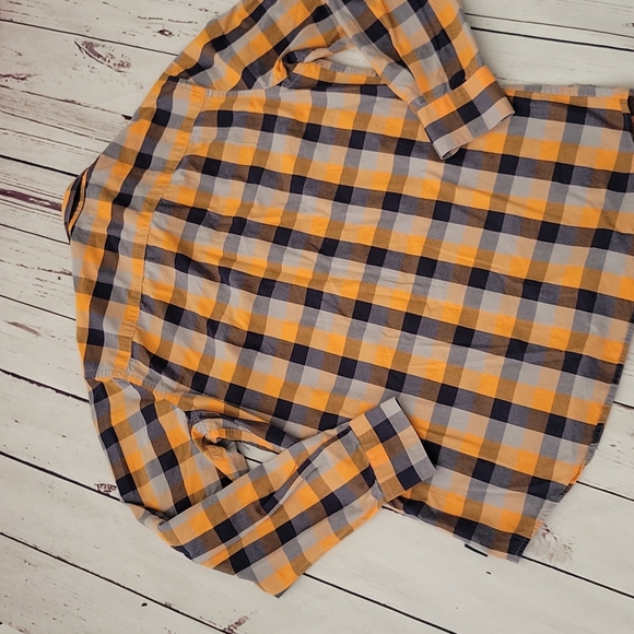 Perry Ellis Button Down - Picture 7 of 8